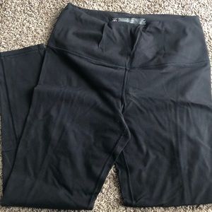 All black sport legging